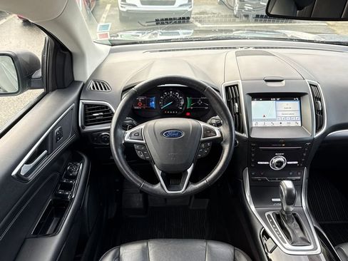 Used 2017 Ford Edge Titanium w/ Equipment Group 301A image 15