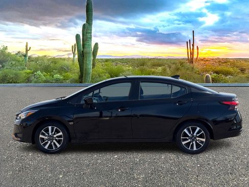 Certified 2025 Nissan Versa SV image 3