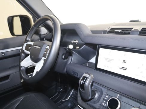 Used 2023 Land Rover Defender 110 SE AWD/4WD image 49