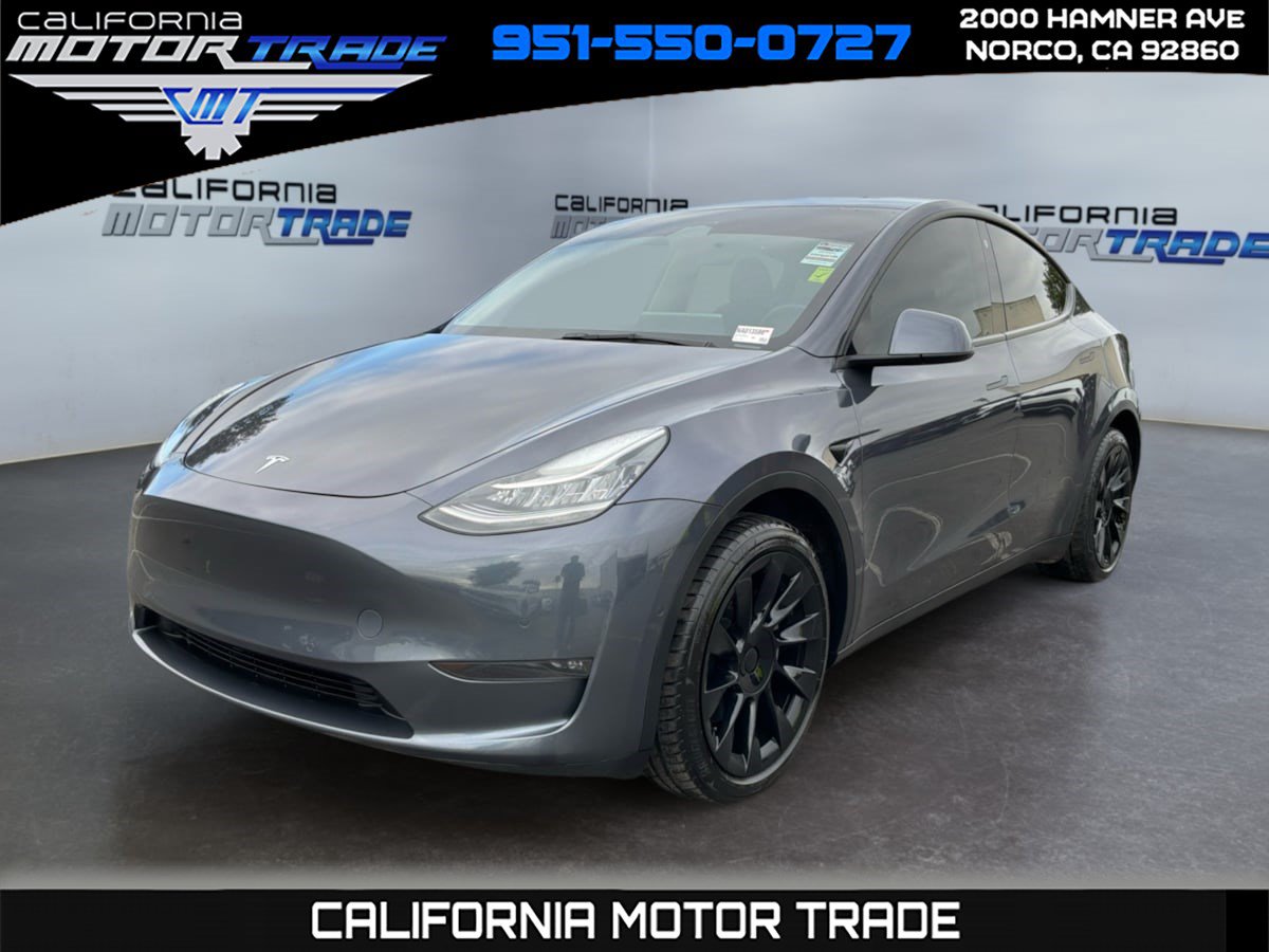 Used 2022 Tesla Model Y Long Range AWD/4WD image 1