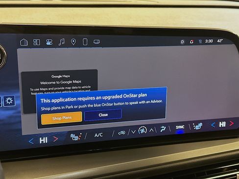 Used 2025 Chevrolet Traverse LT image 22