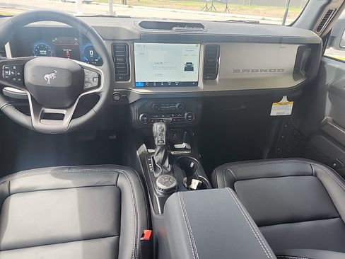 New 2026 Ford Bronco Outer Banks AWD/4WD image 5