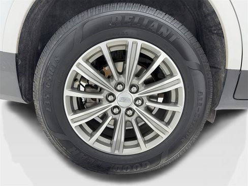 Used 2018 Cadillac XT5 Luxury w/ Driver Awareness Package image 46