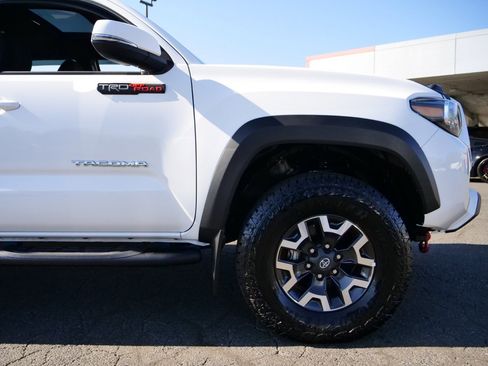Used 2023 Toyota Tacoma TRD Off-Road image 50
