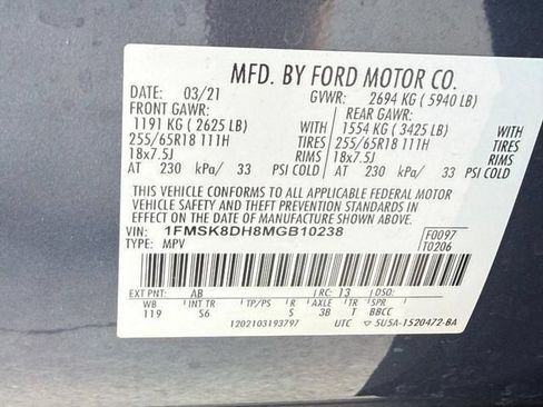 Used 2021 Ford Explorer XLT w/ Equipment Group 202A AWD/4WD image 25