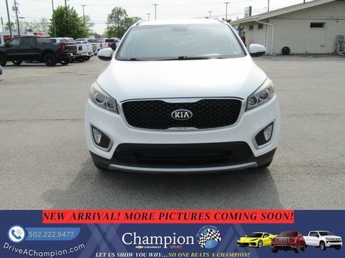Used 2016 Kia Sorento EX AWD/4WD image 2