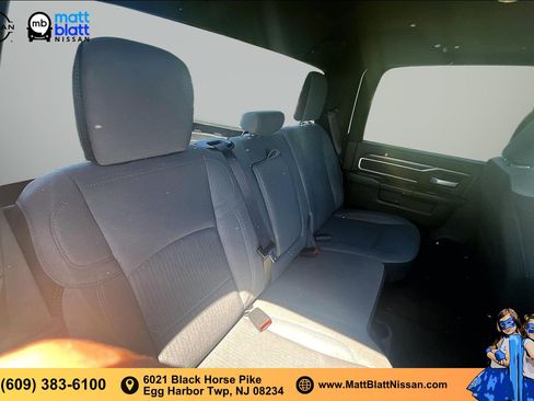 Used 2024 RAM 2500 Big Horn AWD/4WD image 23