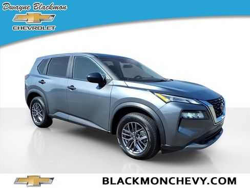 Used 2023 Nissan Rogue S image 1