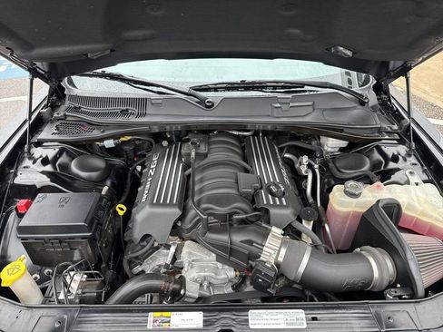 Used 2014 Dodge Challenger SRT8 w/ Harman/Kardon Audio Group RWD image 22