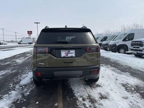 New 2026 Jeep Cherokee Overland image 4