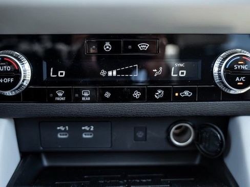 New 2026 Mitsubishi Outlander SE AWD/4WD image 21
