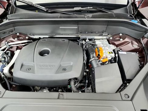 New 2026 Volvo XC90 T8 Ultra w/ Protection Package Premier AWD/4WD image 28