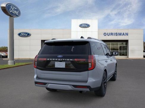 New 2025 Ford Expedition Platinum w/ Driver's Package image 7
