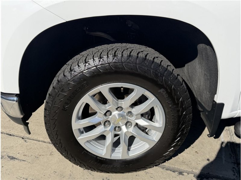 Used 2020 Chevrolet Silverado 1500 LT w/ All-Star Edition AWD/4WD image 11