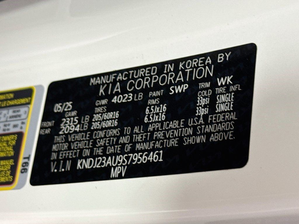 Used 2025 Kia Soul LX FWD image 38