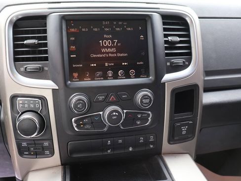 Used 2015 RAM 1500 Big Horn AWD/4WD image 35