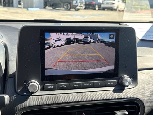 Used 2023 Hyundai Kona SE image 25