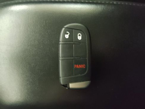 Used 2020 Dodge Journey SE w/ SE Popular Equipment Group image 32