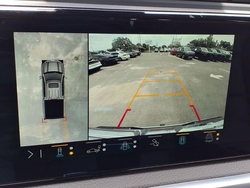 Used 2022 GMC Sierra 1500 Denali RWD image 30