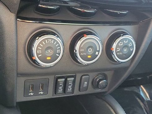 Used 2018 Mitsubishi Outlander Sport SEL image 30