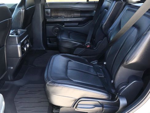 Used 2021 Ford Expedition Limited image 23
