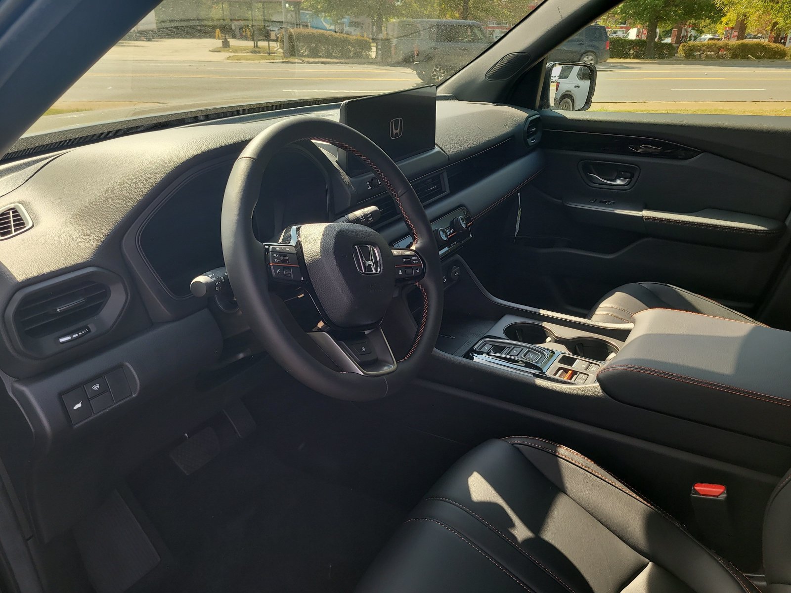 New 2026 Honda Pilot TrailSport image 10
