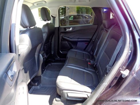 Used 2021 Ford Escape SEL AWD/4WD image 16