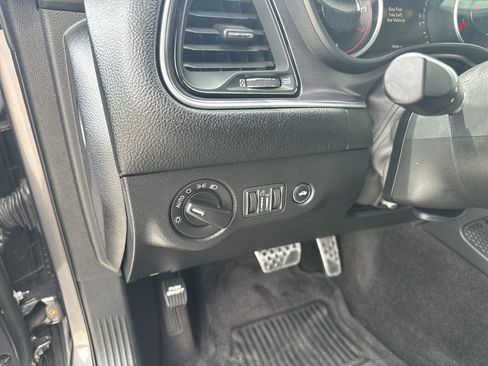 Used 2017 Dodge Challenger SXT RWD image 18