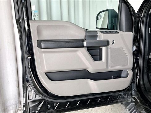 Used 2016 Ford F150 XLT w/ Equipment Group 302A Luxury image 21