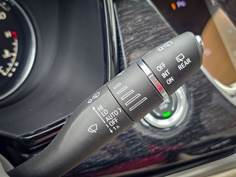 Used 2021 Cadillac XT6 Premium Luxury w/ LPO, Floor Liner Package image 21