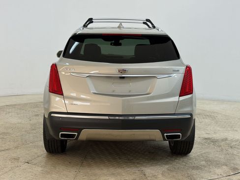 Used 2017 Cadillac XT5 Platinum w/ Driver Assist Package AWD/4WD image 10