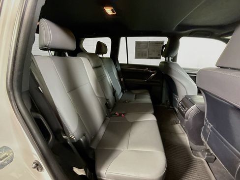 Used 2022 Lexus GX 460 w/ Black Line Special Edition AWD/4WD image 28