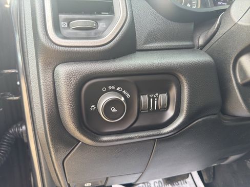 Used 2020 RAM 2500 Tradesman image 12