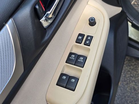 Used 2015 Subaru Outback 2.5i Premium image 4