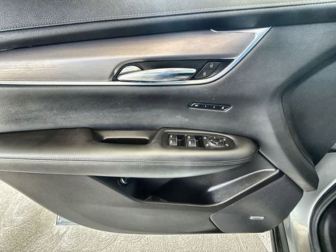 Used 2023 Cadillac XT6 Luxury image 22