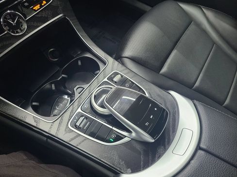 Used 2018 Mercedes-Benz C 300 4MATIC Sedan image 35