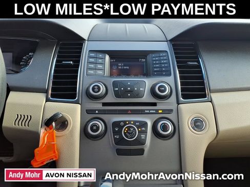 Used 2018 Ford Taurus SE FWD image 25