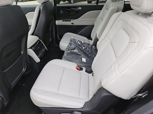 New 2026 Lincoln Aviator Reserve w/ Illumination Package image 20