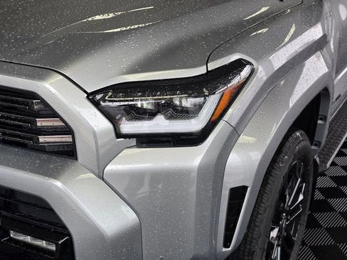 New 2026 Toyota 4Runner 4WD image 10