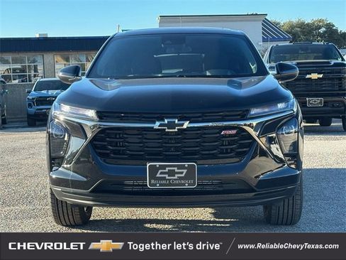 New 2026 Chevrolet Trax RS w/ Sunroof Package image 8
