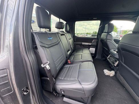 New 2026 Ford F250 Platinum w/ Tremor Off-Road Package AWD/4WD image 19