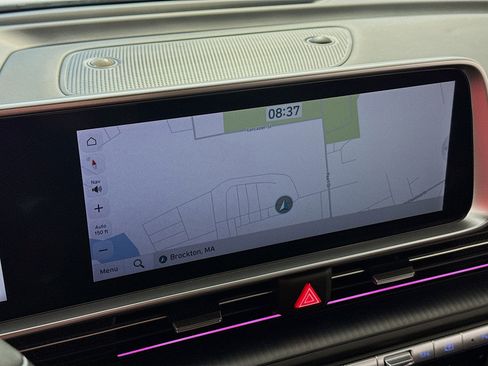 Used 2023 Hyundai Ioniq 6 SEL image 2