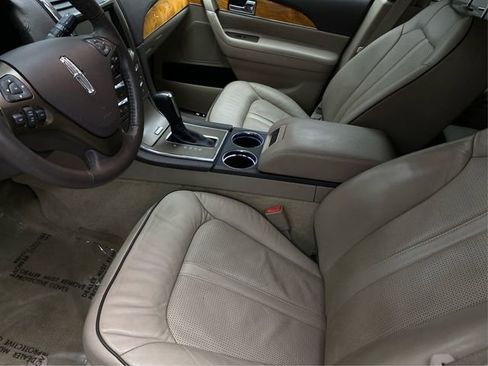 Used 2014 Lincoln MKX AWD w/ Equipment Group 101A image 10