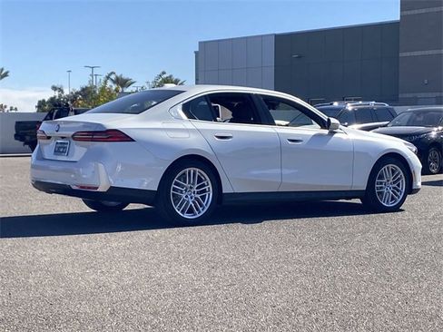 New 2025 BMW 530i image 6