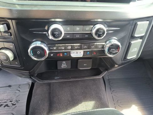 Used 2024 Ford F350 Lariat w/ FX4 Off-Road Package image 19