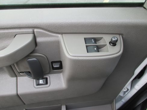 Used 2024 Chevrolet Express 2500 w/ Driver Convenience Package RWD image 11