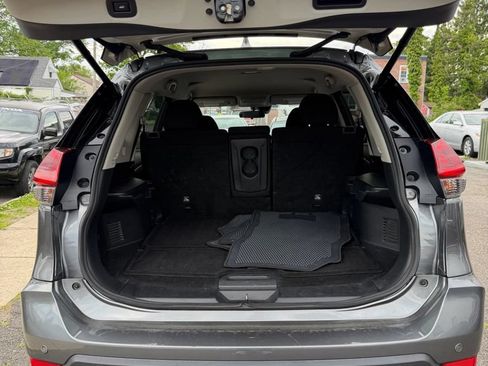 Used 2020 Nissan Rogue SV w/ Premium Package AWD/4WD image 14