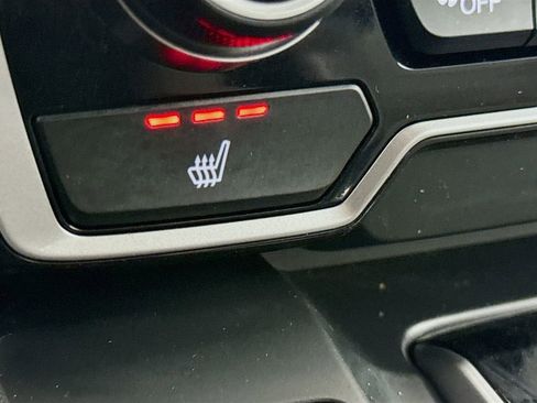 Used 2019 Honda CR-V EX image 18