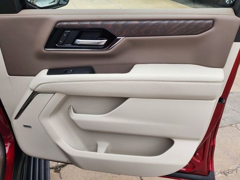 New 2026 GMC Yukon Denali w/ Denali Reserve Package AWD/4WD image 45