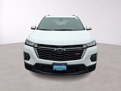 Used 2023 Chevrolet Traverse RS AWD/4WD image 2